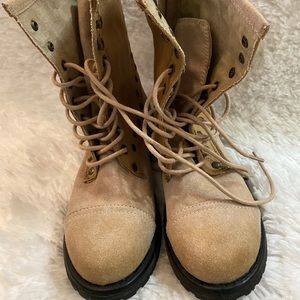 Roxy combat boots